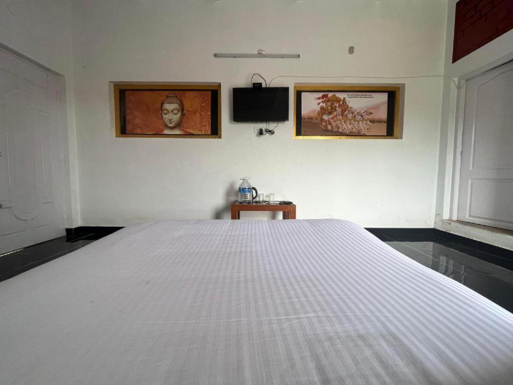 Hill Park Hotel Ооти Екстериор снимка